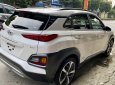 Hyundai Kona   1.6 Tubor  2019 - Cần bán gấp Hyundai Kona 1.6 Tubor năm sản xuất 2019, màu trắng  