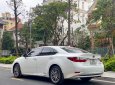 Lexus ES 300 2013 - Bán Lexus ES 300 H năm sản xuất 2013, màu trắng, nhập khẩu nguyên chiếc, giá cạnh tranh