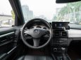 Mercedes-Benz GLK300 2011 - Cần bán Mercedes-Benz GLK300 năm 2011, xe gia đình, giá 655tr