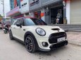 Mini Cooper S 2016 - Cần bán gấp Mini Cooper S 3 cửa sản xuất 2016, màu trắng