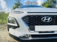 Hyundai Kona 2017 - Cần bán gấp Hyundai Kona bản 1.6 Turbo đăng ký 2017 ít sử dụng, spa xịn sò, hồ sơ chính chủ