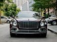 Bentley Flying Spur 2022 - Màu đỏ, xe nhập