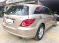 Mercedes-Benz R350 2007 - Cần bán gấp Mercedes R350 2007, số tự động, full option, nhập USA, vàng cát, giá 336 triệu