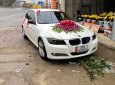 BMW 320i 2011 - Màu trắng, xe nhập