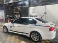 BMW 320i 2011 - Cam kết không đâm đụng, ngập nước - Xe chính chủ, gầm bệ chắc chắn - Đã độ màn hình, loa, camera lùi