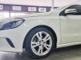 Mercedes-Benz A200 2017 - Màu trắng trẻ trung, sang chảnh