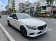 Mercedes-Benz C180 2020 - Màu trắng, nhập khẩu