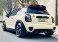 Mini Cooper S 2016 - Màu trắng, nhập khẩu nguyên chiếc