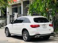 Mercedes-Benz GLC 300 2019 - Xe màu trắng