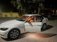 BMW 320i 2011 - Màu trắng, xe nhập