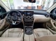 Mercedes-Benz GLC 200 2022 - Chỉ 20 km, xe lưu kho chính hãng