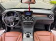 Mercedes-Benz GLC 300 2019 - Cần bán xe màu đen