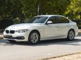 BMW 320i 2016 - Cần bán lại xe odo 4,8 vạn km