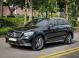 Mercedes-Benz GLC 300 2019 - Cần bán xe màu đen
