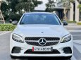 Mercedes-Benz C180 2021 - Màu trắng, nội thất kem