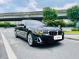 BMW 520i 2021 - Đen, nội thất nâu