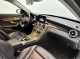 Mercedes-Benz C 250 2021 - Màu đen, nội thất đen