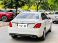 Mercedes-Benz C 250 2016 - Cần bán gấp xe màu trắng