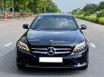 Mercedes-Benz C180 2020 - Màu đen, ghế kem