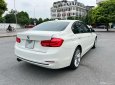 BMW 330i 2017 - Cần bán gấp - Xe full bảo dưỡng hãng