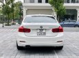 BMW 320i 2015 - Chính chủ giá tốt 820tr