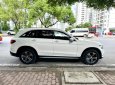 Mercedes-Benz GLC 250 2016 - Chất xe khỏi bàn