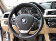 BMW 320i 2015 - Bán xe đăng ký lần đầu 2016, phom mới B48 đá cốp giá tốt 820tr