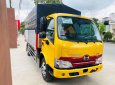 Hino XZU 2022 - XZU650L tải chở 1990kg - thùng 4.5m - xe nền có sẵn giao ngay