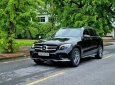 Mercedes-Benz GLC 300 2018 - Màu đen ghế đen kính 3 lớp apple carplay