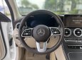 Mercedes-Benz GLC 300 2020 - Cần bán xe màu trắng