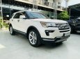 Ford Explorer 2019 - Xe màu trắng