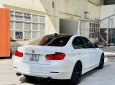 BMW 320i 2014 - Màu trắng, giá cực tốt