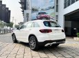 Mercedes-Benz GLC 200 2022 - Bảo hành 3 năm và không giới hạn km - Quà tặng và ưu đãi khủng