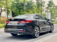 Kia Optima 2017 - Màu đen, giá chỉ 630 triệu