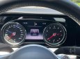Mercedes-Benz E200 2019 - Màu đen, xe nhập mới chạy 20.000 km