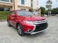 Mitsubishi Stavic 2019 - Cần bán xe màu đỏ