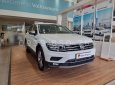 Volkswagen Tiguan 2022 - Tiguan Elegance trắng duy nhất giao ngay giảm 100tr trước bạ