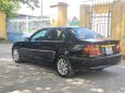 BMW 318i 2004 - Xe màu đen