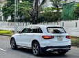 Mercedes-Benz GLC 200 2018 - Xe màu trắng sang trọng