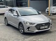 Hyundai Elantra 2017 - Màu bạc, giá cực tốt