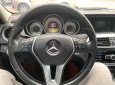 Mercedes-Benz C200 2011 - Xe màu trắng giá hữu nghị