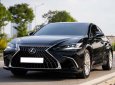 Lexus ES 250 2022 - Xe màu đen, nhập khẩu nguyên chiếc