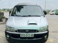 Hyundai Starex 2003 - Màu bạc