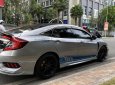 Honda Civic 2018 - Màu bạc xe gia đình