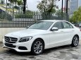 Mercedes-Benz C200 2016 - Cần bán xe trắng/kem - Xe cá nhân sử dụng biển số TP + hồ sơ giấy tờ đầy đủ + tặng thẻ chăm xe 1 năm