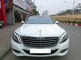 Mercedes-Benz 2016 - Màu trắng, nội thất nâu vân gỗ quý phái