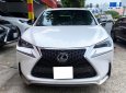 Lexus NX 200T 2016 - Ngoại thất trắng, nội thất đỏ trẻ trung