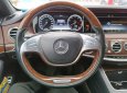 Mercedes-Benz 2016 - Màu trắng, nội thất nâu vân gỗ quý phái