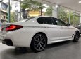 BMW 520i 2022 - Ưu đãi cực tốt đầu năm mới, đủ màu giao ngay, tặng quà trao tay tới quý khách hàng