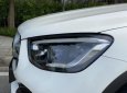 Mercedes-Benz GLC 300 2021 - Màu trắng, nội thất kem siêu mới - Giá 2 tỷ 260tr tiết kiệm hơn 300tr